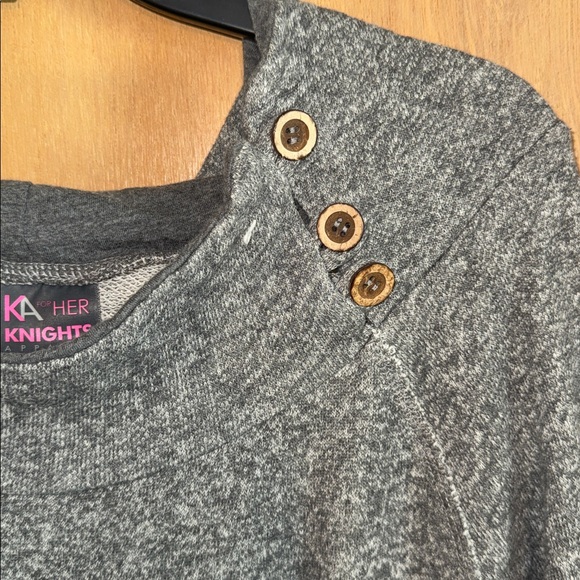 Knights Apparel Charcoal Florida Gators Hooded Sweatshirt. Button Detail Large - Picture 4 of 6